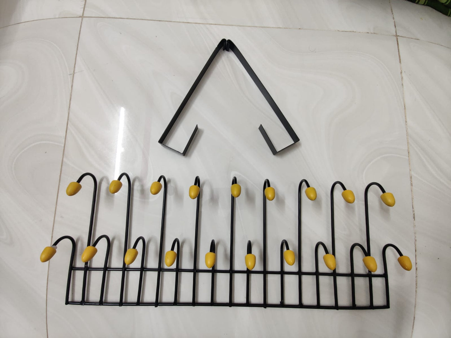 𝗢𝘃𝗲𝗿 𝗧𝗵𝗲 𝗗𝗼𝗼𝗿 𝟭𝟵-𝗛𝗼𝗼𝗸 𝗛𝗮𝗻𝗴𝗲𝗿 / দরজার ওপরে ঝুলানোর ১৯-হুকের হ্যাঙ্গার